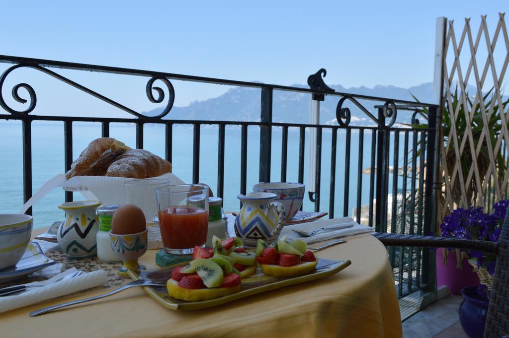 ساليرنو B&B Fronte Del Mare المظهر الخارجي الصورة